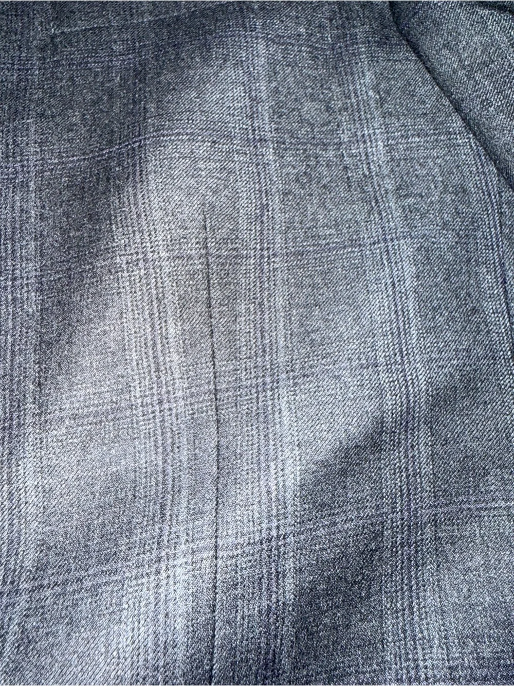 Ted Baker. Single Breasted Double Button Notch Blazer. Gray Tonal Plaid. 38R.